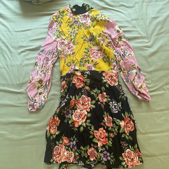 Zara Floral Dress - Picture 1 of 4